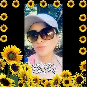 Meet your Posher, Zayra